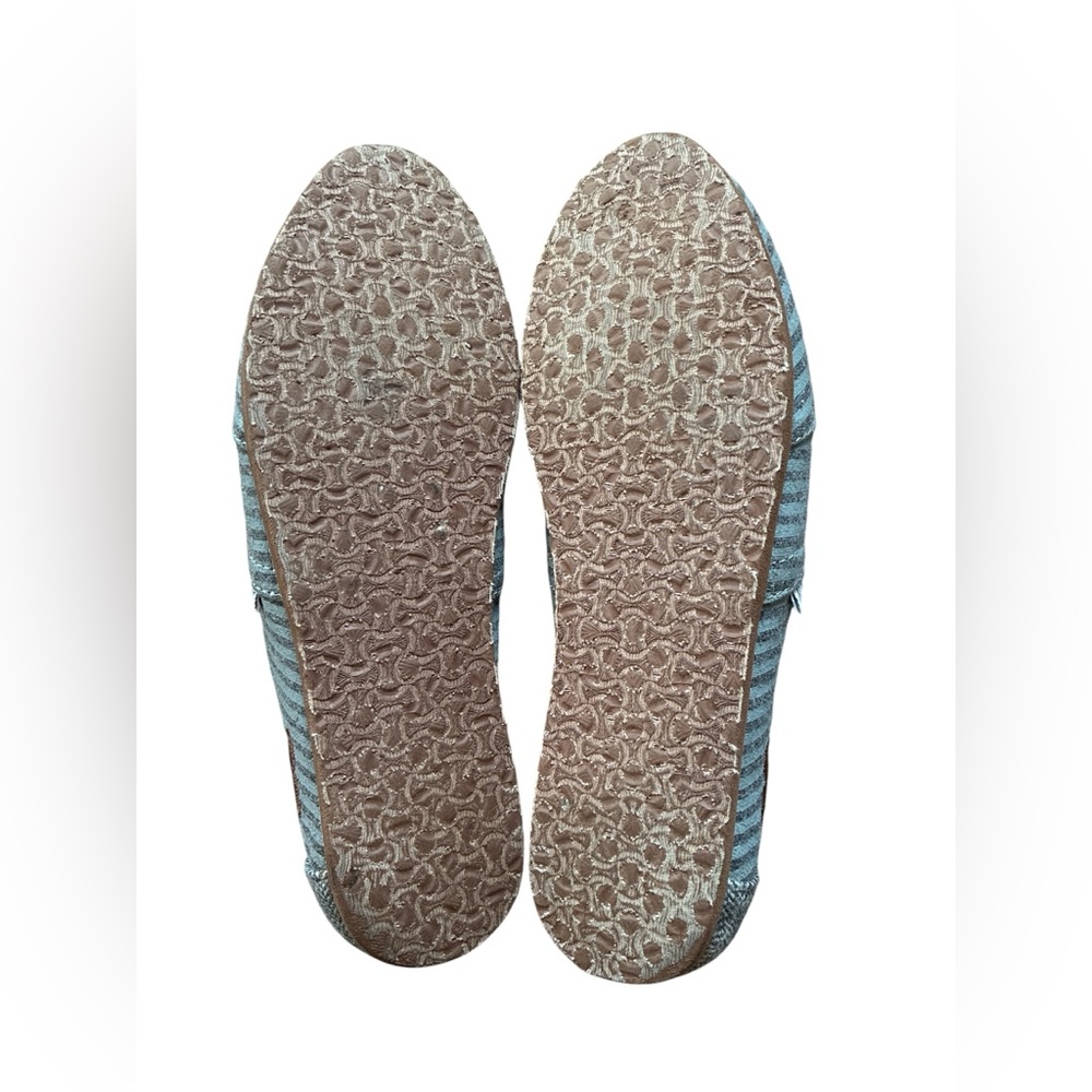 Toms Classic โMovember' Striped Canvas Flats. Size 6. - Picture 3 of 11
